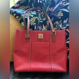 Dooney and bourke tote bag red